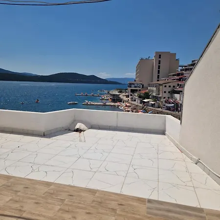 Apartment Seaside